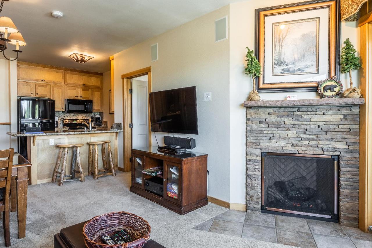 Juniper Springs Lodge #413 - Luxury Ski In Ski Out! 2 Bedroom 맘모스 레이크스 외부 사진