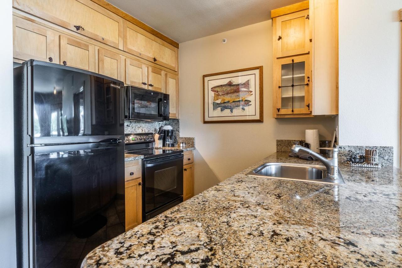 Juniper Springs Lodge #413 - Luxury Ski In Ski Out! 2 Bedroom 맘모스 레이크스 외부 사진